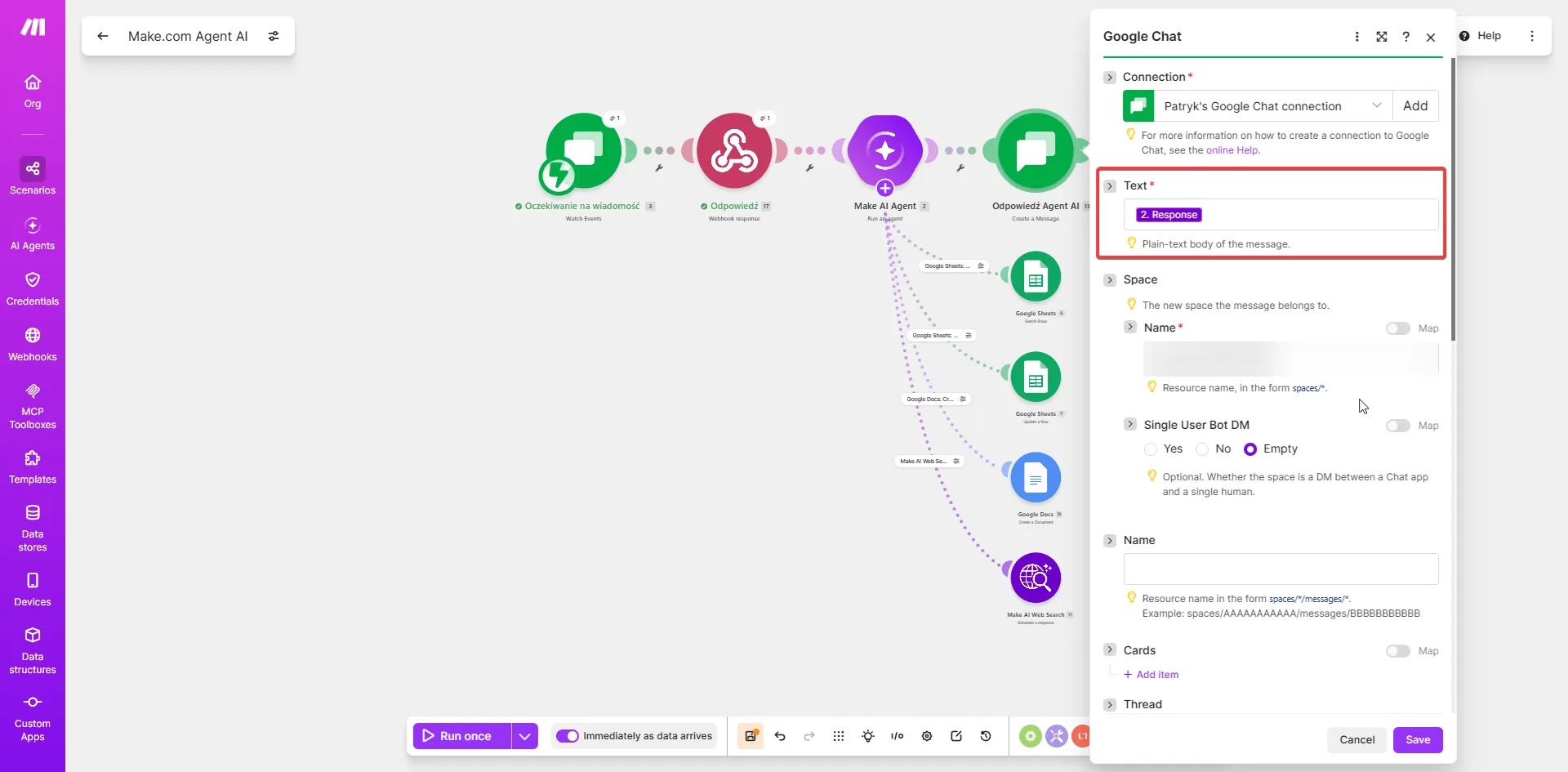 Moduł Google Chat Create a Message — pole Text z zmapowanym wyjściem Response modułu Make AI Agent